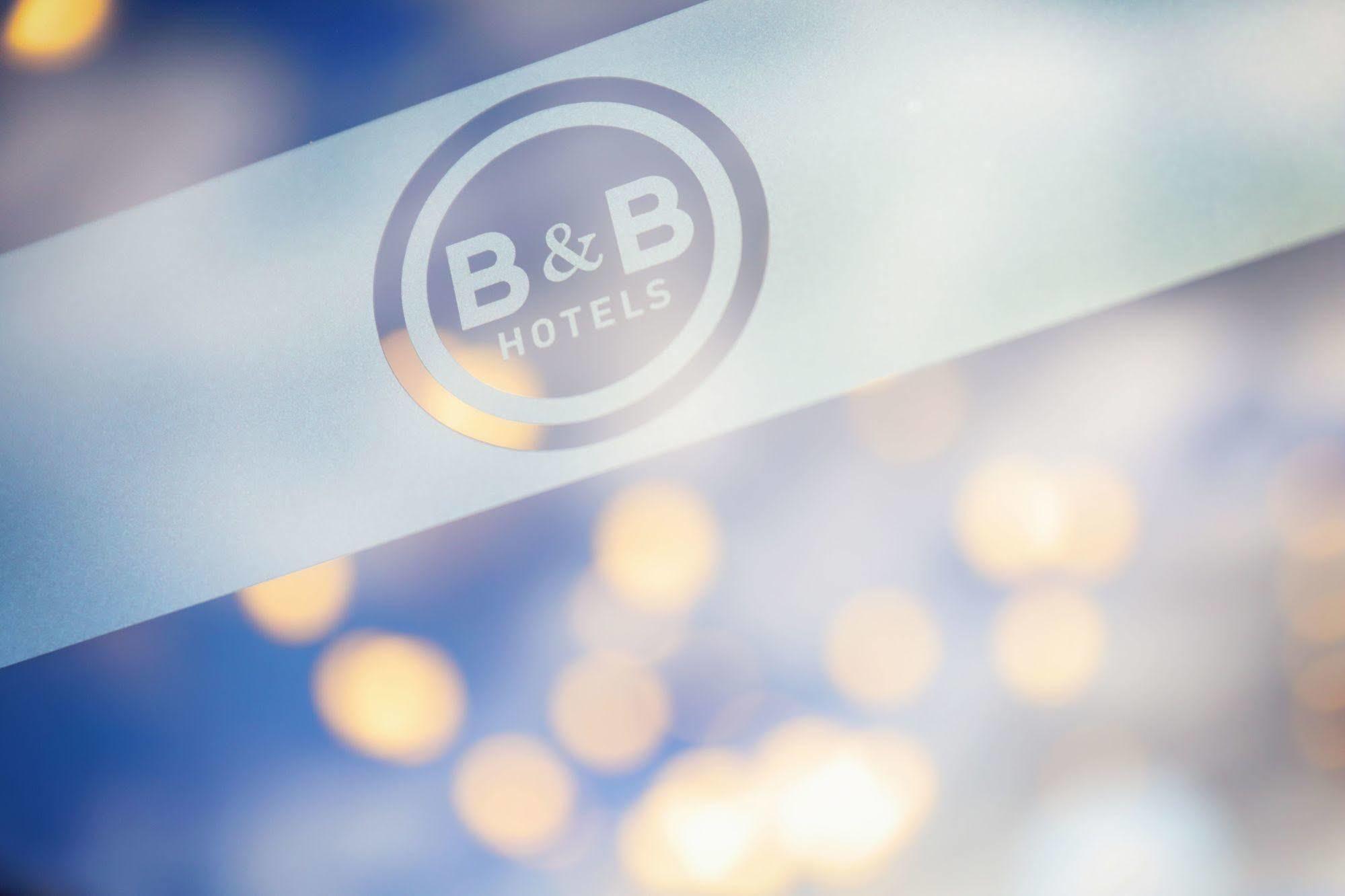 B&B Hotel Calais Centre St Pierre Exterior foto